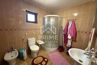 Casă cu 4 camere cu Teren 626 Mp în Central - 20