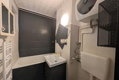 3 Camere Giulești, 60mp, Vedere Panoramică, Total de Renovat 3 Camere Giulești, 60mp, Vedere Panoramică, Total de Renovat - 15