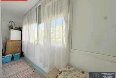 Apartament cu 2 camere decomandat în - 4