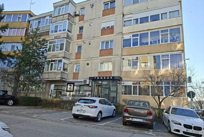 Apartament cu 2 camere decomandat, mobilat în Trivale - 1