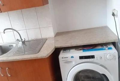 Garsonieră decomandată în Romană - 1