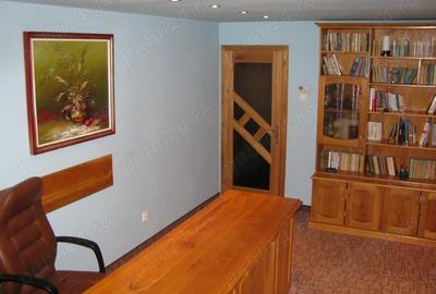 Casă cu 6 camere cu Teren 608 Mp în Câlnic - 2