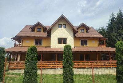 Casă cu Teren 980 Mp în Sâmbăta de Sus - 3