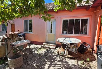 Casă cu 3 camere în 23 August - 3