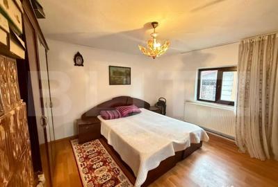 Casă cu 4 camere cu Teren 1237 Mp în Central - 9