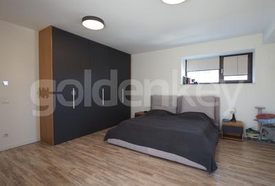 Penthouse cu 4 camere semidecomandat, mobilat în Barbu Văcărescu - 20