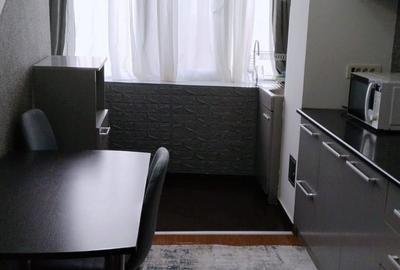 Apartament cu 2 camere decomandat în Petros