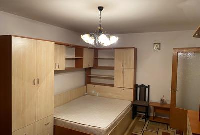 Garsonieră decomandată în Berceni - 2