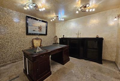 Spațiu comercial, de 100 mp, în Central - 3