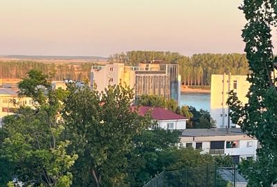 Apartament spatios 3 cam dec , in spate la Hotel Galati - 10