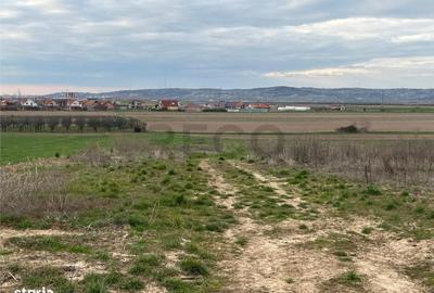 Teren de 735 mp, în Oșorhei