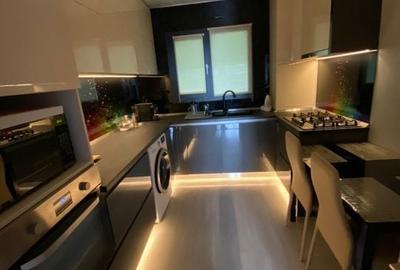 Apartament cu 4 camere decomandat în Barieră - 1