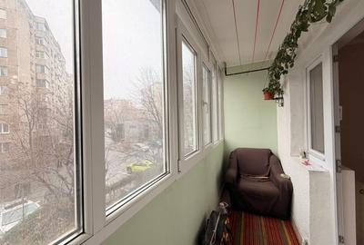 APARTAMENT 4 CAMERE DE VANZARE - 200 M METROU APARATORII PATRIEI - 3