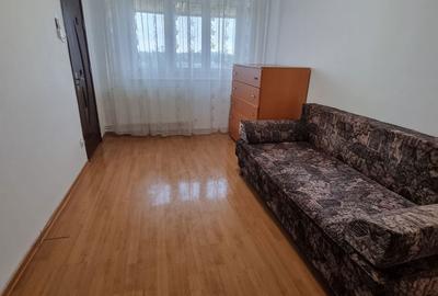 Garsonieră decomandată în Narcisa - 4