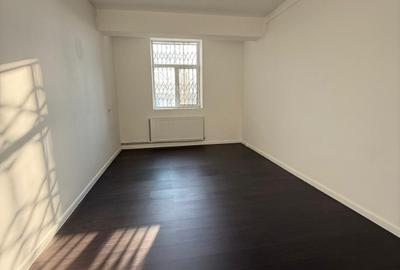 Apartament cu 3 camere decomandat în Copou - 7