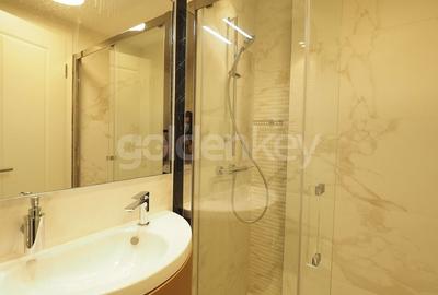 Vila cu 8 camere | zona linistita | 300mp - 12