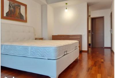 Apartament cu 2 camere decomandat în Schei - 3