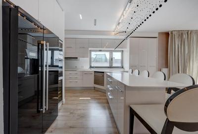 Penthouse cu 3 camere decomandat, mobilat în Ultracentral - 6