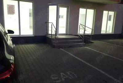 Spațiu comercial, de 105 mp, în Central - 6