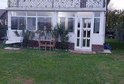 Casă cu 4 camere în Central - 1