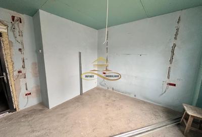 Apartament cu 2 camere decomandat în Mioriței - 2