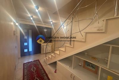 Duplex cu 5 camere cu Canalizare în 1 Mai - 18