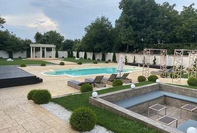 Spațiu comercial, de 2,600 mp, în Central - 1