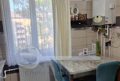 Apartament cu 3 camere semidecomandat în Podul de Piatră - 7