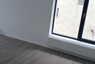 Casă cu 5 camere cu Teren 250 Mp în Mihai Bravu - 3