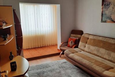 Apartament cu 4 camere decomandat în Turda - 4