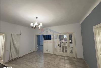Apartament cu 3 camere în Ultracentral