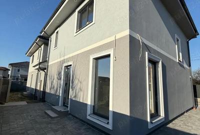 Casă cu Teren 225 Mp în Giroc