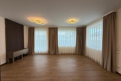 Casă individuală cu 5 camere cu Teren 300 Mp în Tunari - 3