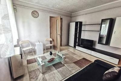De vanzare apartament cu 2 camere - 1