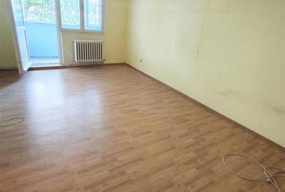 Apartament cu 2 camere decomandat în Podu Roș - 3