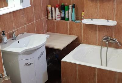 Casă cu Teren 611 Mp în Girocului - 1