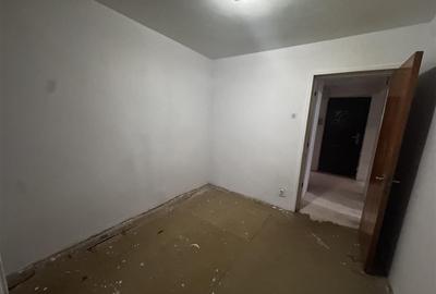 Apartament 3 camere de vanzare  Tei, Sector 2, Bucuresti,49 mp utili + balcon, - 10