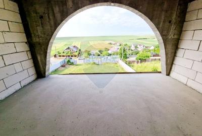 Casă individuală cu 15 camere cu Garaj în Girov - 32