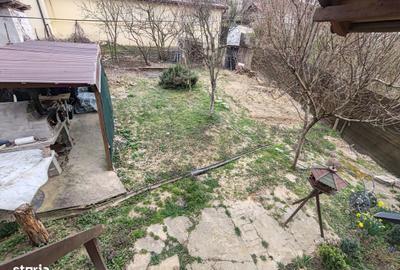 Casă cu 4 camere cu Teren 226 Mp în Central - 2