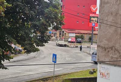 Vand apartament cu 2 camere ETAJ.1 baie bucatarie 37mp langa profi baraolt in centru ora?ului - 8