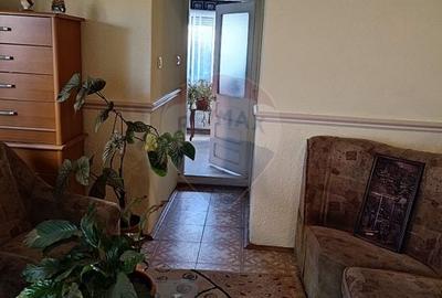 Casă individuală cu 7 camere cu Teren 475 Mp în Uverturii - 3