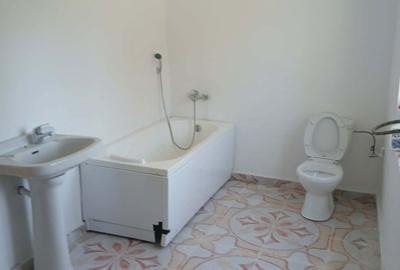 Casă cu 3 camere în Sălard - 8