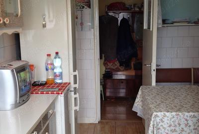 Vand apartament 3 camere, Hunedoara, centru civic, Micro1 - 9