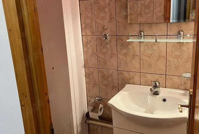 Apartament cu 3 camere decomandat în Cug - 4