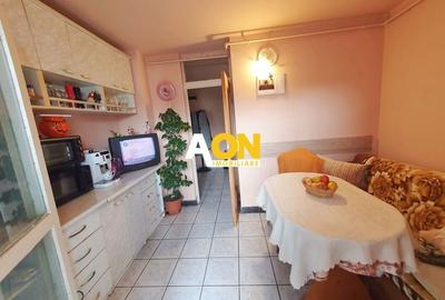 Apartament 3 camere, decomandat, 2 bai, zona Kaufland Apartament 3 camere, decomandat, 2 bai, zona Kaufland - 5