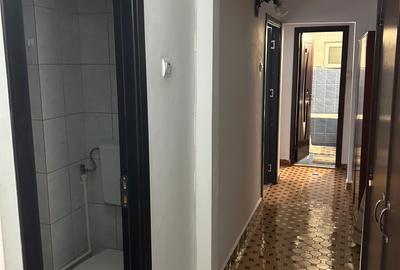 Apartament cu 3 camere decomandat în Central - 3