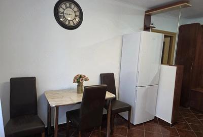 Apartament cu 2 camere semidecomandat în Rogerius - 3
