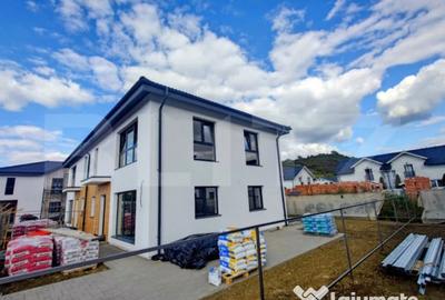 Casă cu 4 camere cu Teren 250 Mp în Livezeni - 3