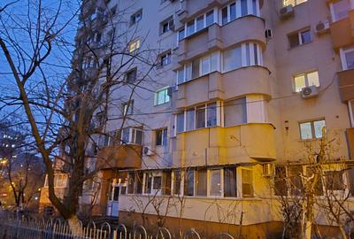 Garsonieră decomandată, mobilată în Vitan Mall - 14