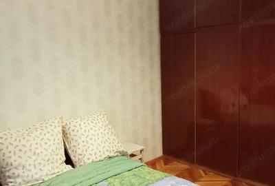 Garsonieră în Titan